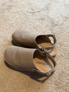 Beige Slip-On Slingback Clogs